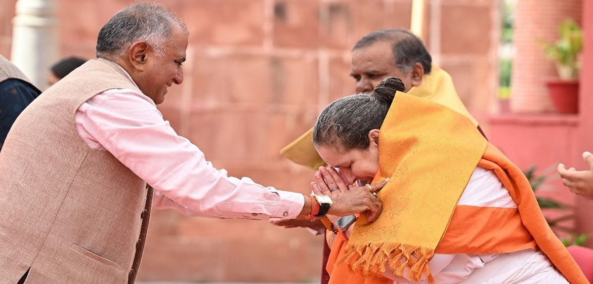 Felicitation of Dr. H. Lucy Guest.